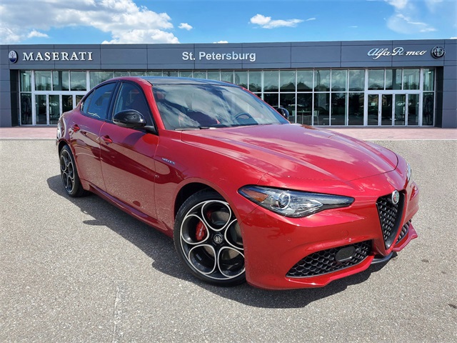New 2022 Rosso Red Etna Exterior Paint Alfa Romeo Veloce image 1